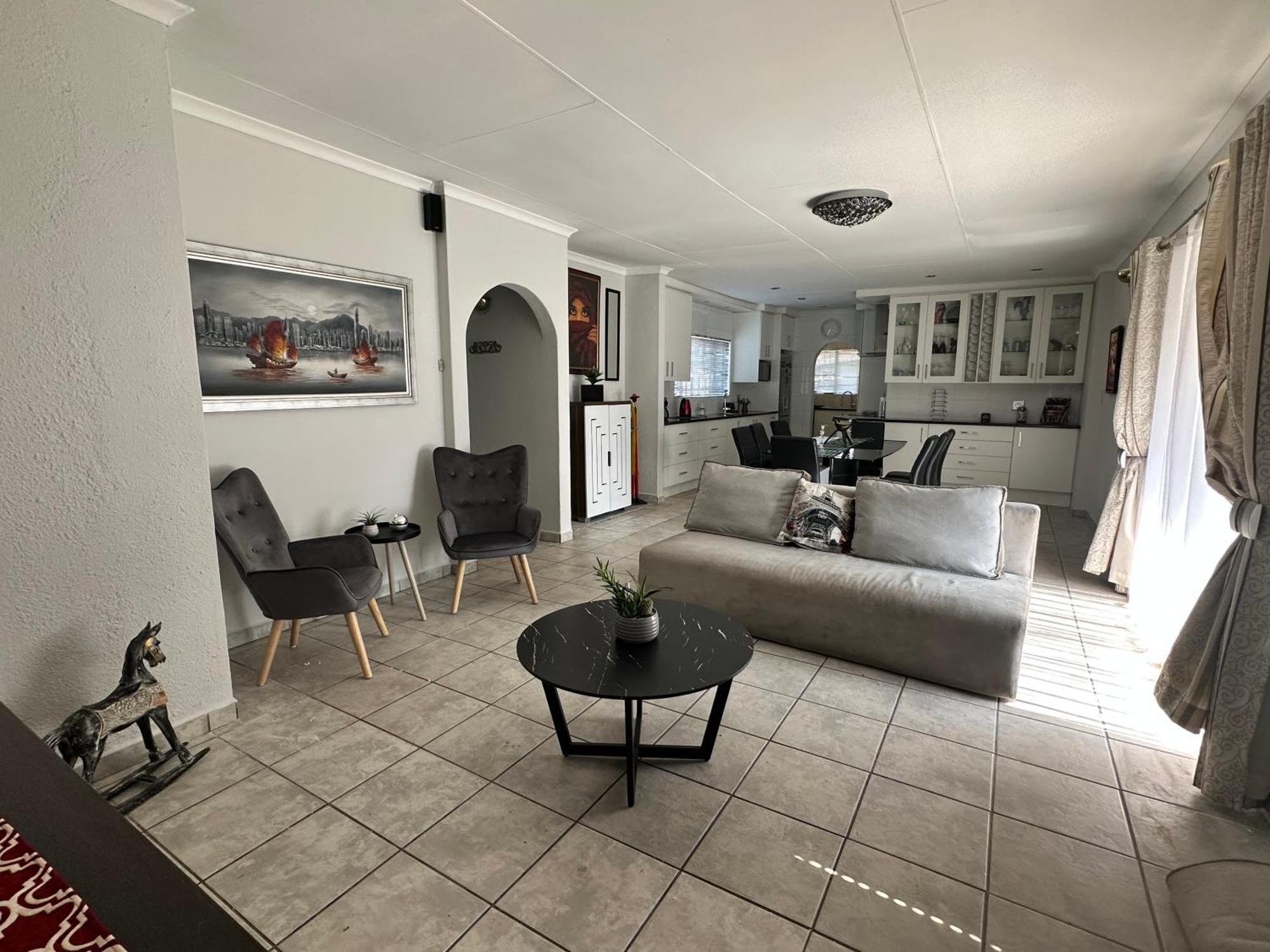 Afrisky Guest House Kempton Park Exterior foto