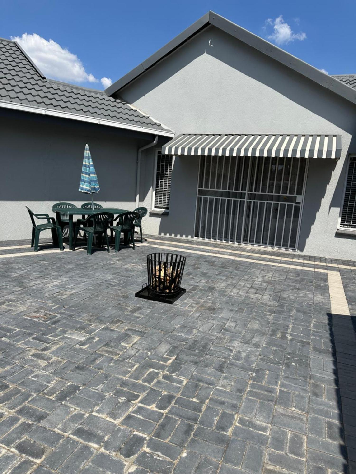 Afrisky Guest House Kempton Park Exterior foto